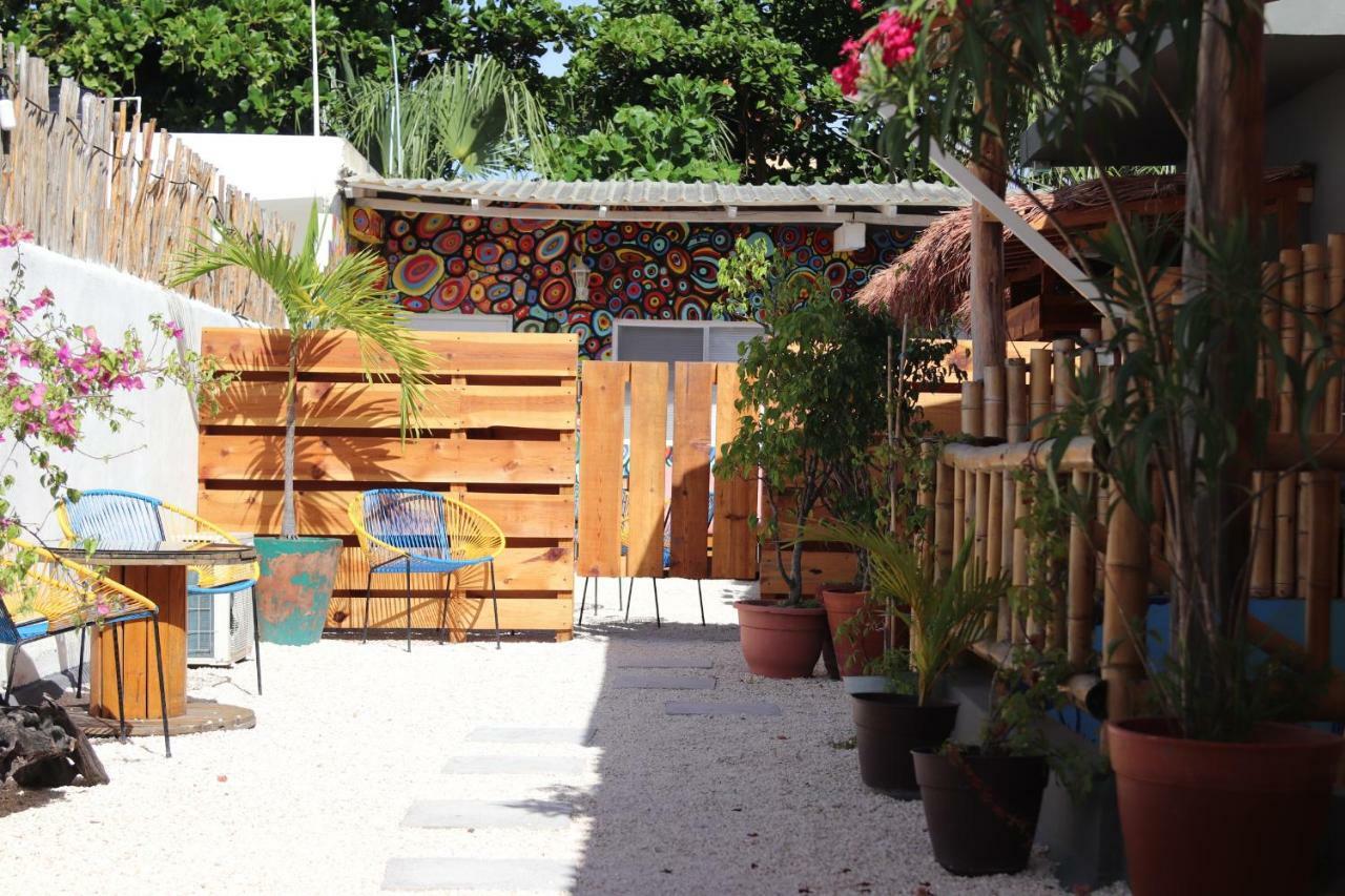 Wabi Hostel Playa del Carmen Exterior photo